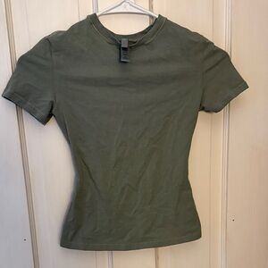 SKIMS Olive Short Sleeve Tee